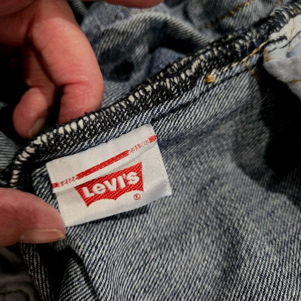 Men's Levi 501 Jeans  36x34 Button Up Classic‎